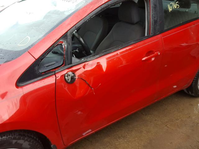 KNADN4A36C6093642 - 2012 KIA RIO EX RED photo 9