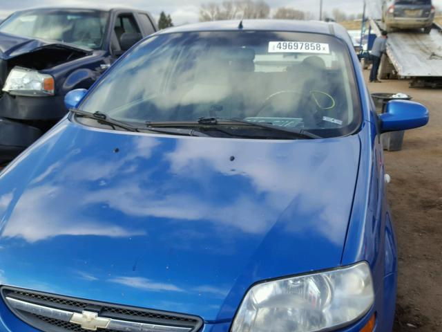 KL1TG62605B387665 - 2005 CHEVROLET AVEO LT BLUE photo 9