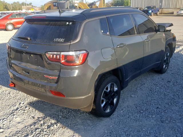 3C4NJDDB2HT664563 - 2017 JEEP COMPASS TR BLACK photo 4