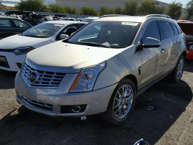 3GYFNEE31DS581562 - 2013 CADILLAC SRX PREMIU GOLD photo 2