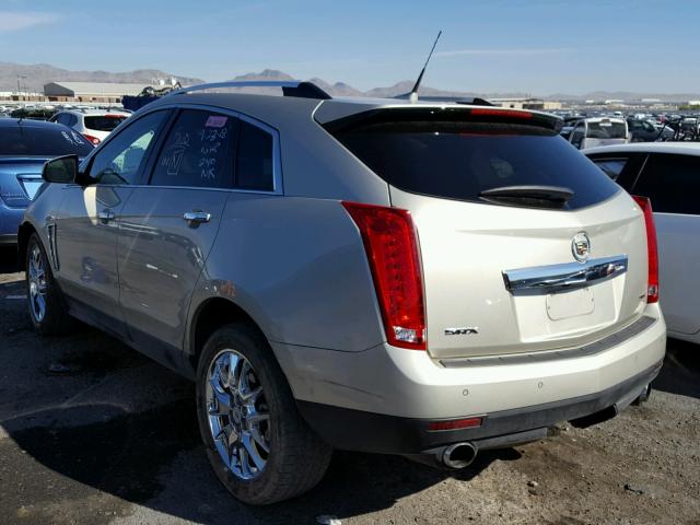 3GYFNEE31DS581562 - 2013 CADILLAC SRX PREMIU GOLD photo 3