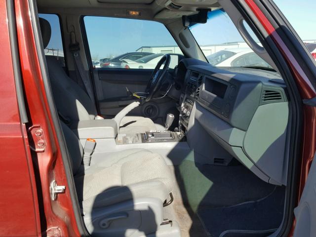 1J8HG48PX7C691370 - 2007 JEEP COMMANDER 栗色 照片 5