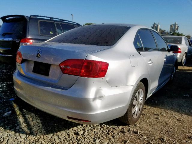 3VW2K7AJ6EM237371 - 2014 VOLKSWAGEN JETTA BASE 银色 照片 4
