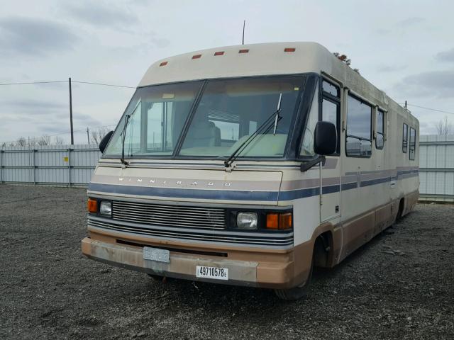 1GBKP37W9K3322951 - 1989 WINNEBAGO CHEFTIN BROWN photo 2