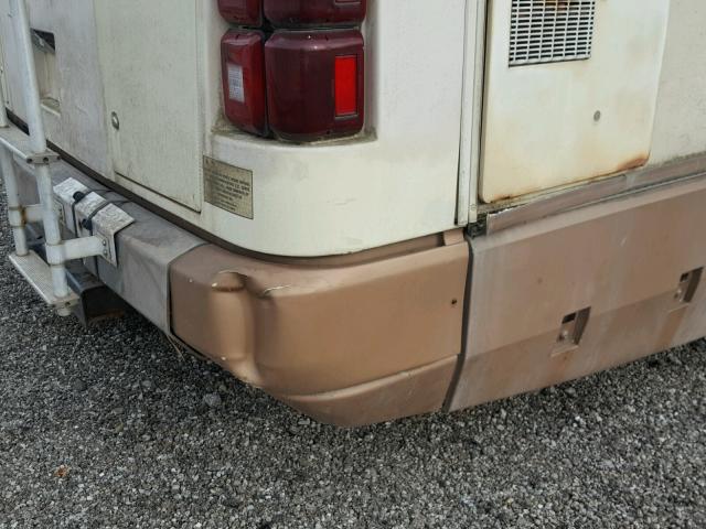 1GBKP37W9K3322951 - 1989 WINNEBAGO CHEFTIN BROWN photo 9