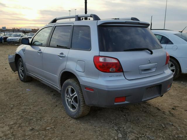 JA4LX31F66U602443 - 2006 MITSUBISHI OUTLANDER SILVER photo 3