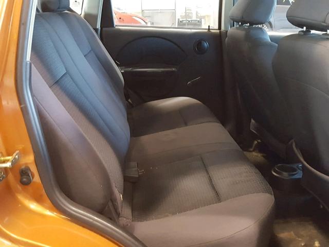KL1TD66636B668718 - 2006 CHEVROLET AVEO BASE Narıncı foto 6