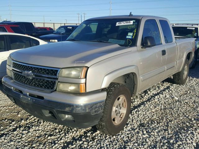 1GCEK19B36Z154216 - 2006 CHEVROLET SILVERADO SILVER photo 2