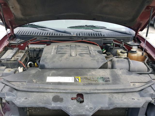 5LMFU27R83LJ20302 - 2003 LINCOLN NAVIGATOR Марун фото 7