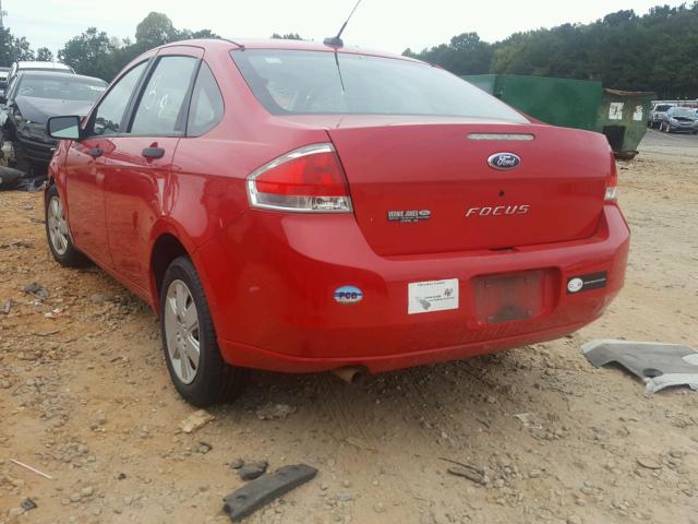 1FAHP34N38W268058 - 2008 FORD FOCUS S/SE RED photo 3