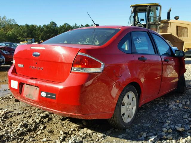 1FAHP34N38W268058 - 2008 FORD FOCUS S/SE RED photo 4