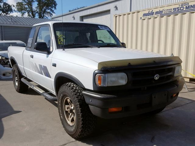 4F4DR17X0RTM40626 - 1994 MAZDA B4000 CAB WHITE photo 1