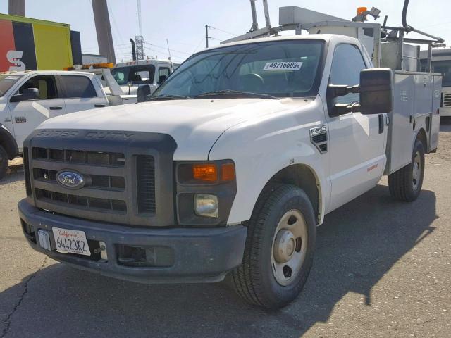 1FDSF30528EC15491 - 2008 FORD F350 SRW S WHITE photo 2