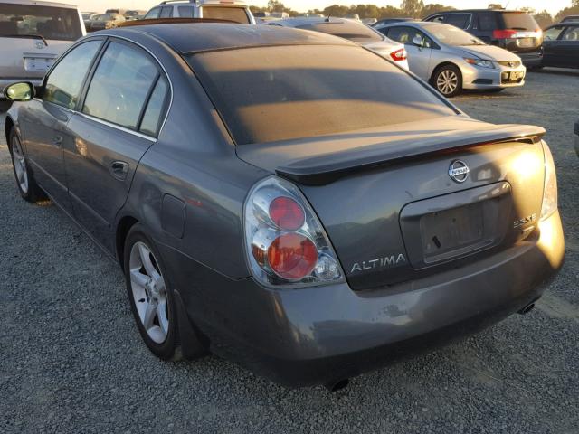 1N4BL11D35N402702 - 2005 NISSAN ALTIMA SE GRAY photo 3