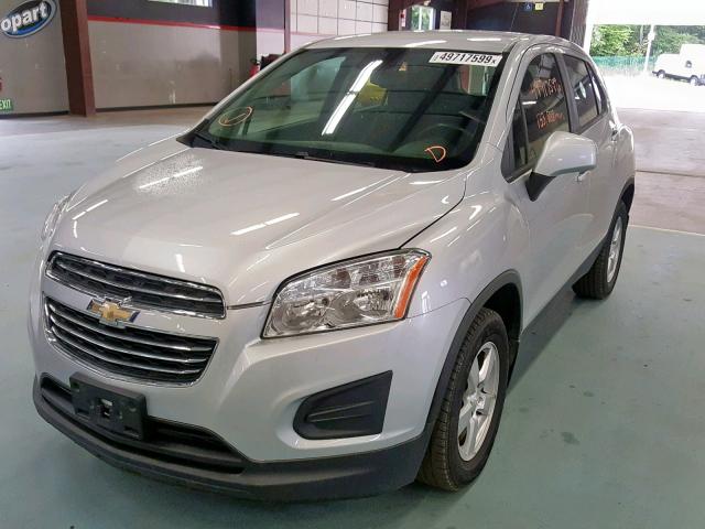 KL7CJPSBXFB073775 - 2015 CHEVROLET TRAX 1LS SILVER photo 2