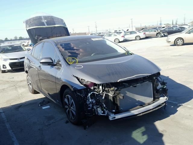 JTDKARFP2J3079413 - 2018 TOYOTA PRIUS PRIM ნაცრისფერი ფოტო 1