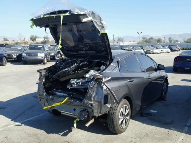 JTDKARFP2J3079413 - 2018 TOYOTA PRIUS PRIM ნაცრისფერი ფოტო 4