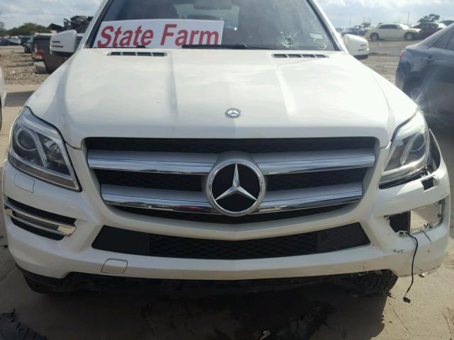 4JGDF7CEXDA143890 - 2013 MERCEDES-BENZ GL 450 4MA WHITE photo 9