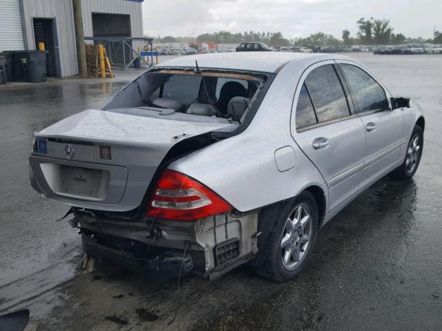 WDBRF61JX2F270805 - 2002 MERCEDES-BENZ C 240 SILVER photo 4