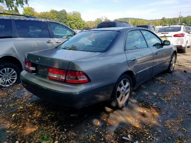 JT8BF28G715106503 - 2001 LEXUS ES 300 GRAY photo 4