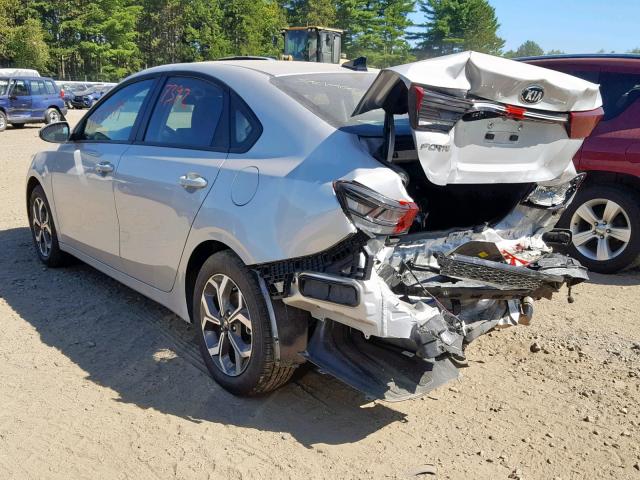 3KPF24AD3KE117210 - 2019 KIA FORTE FE SILVER photo 3