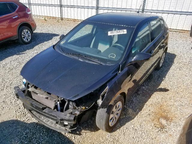 KMHCT5AE5GU281027 - 2016 HYUNDAI ACCENT SE BLACK photo 2