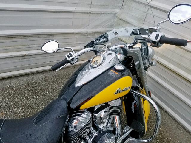 56KCVAAA5K3372005 - 2019 INDIAN MOTORCYCLE CO. CHIEF VINT TWO TONE photo 5