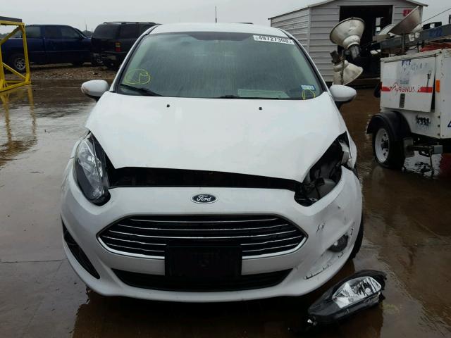 3FADP4BJ4EM186436 - 2014 FORD FIESTA SE WHITE photo 9