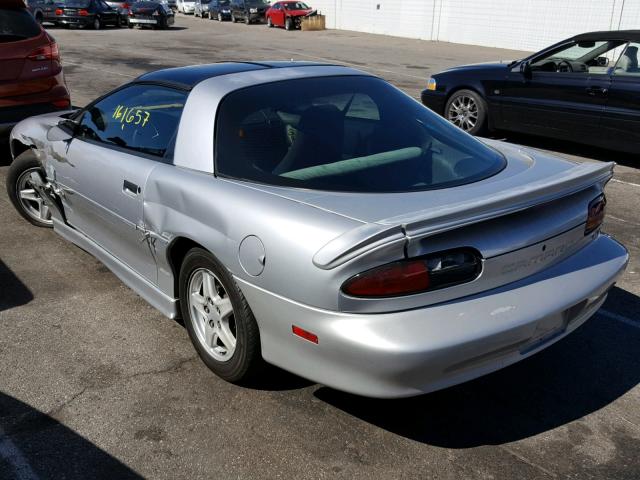 2G1FP22K9V2114352 - 1997 CHEVROLET CAMARO BAS SILVER photo 3