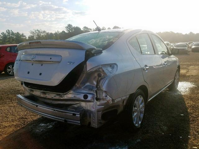 3N1CN7AP2JK408225 - 2018 NISSAN VERSA S SILVER photo 4