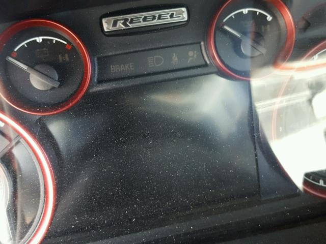 1C6RR7YT4GS184465 - 2016 RAM 1500 REBEL ვერცხლისფერი ფოტო 8