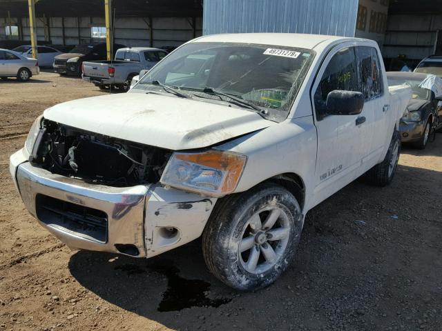 1N6AA0EK1CN308214 - 2012 NISSAN TITAN S WHITE photo 2