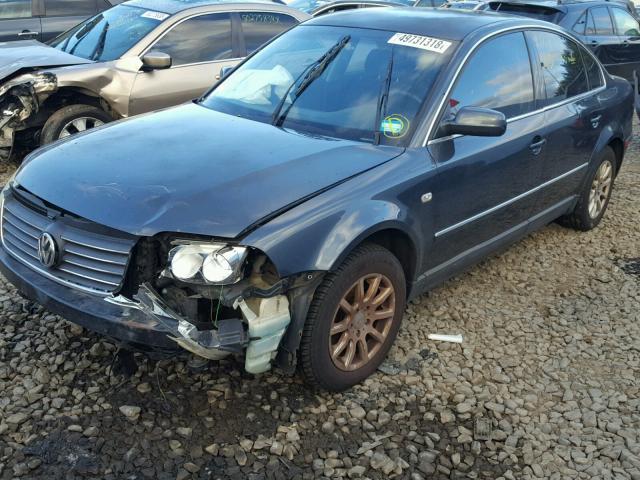 WVWSH63BX1P205982 - 2001 VOLKSWAGEN PASSAT GLS GRAY photo 2