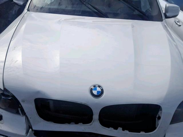 5YMGY0C53BLK26248 - 2011 BMW X5 M WHITE photo 7