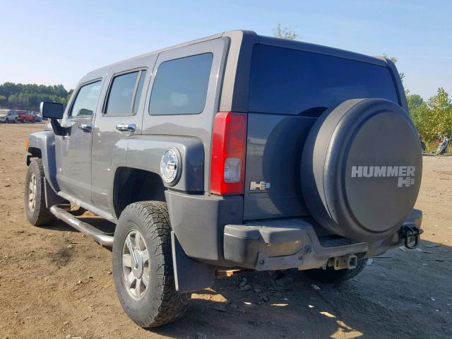 5GTEN13E488100189 - 2008 HUMMER H3 GRAY photo 3