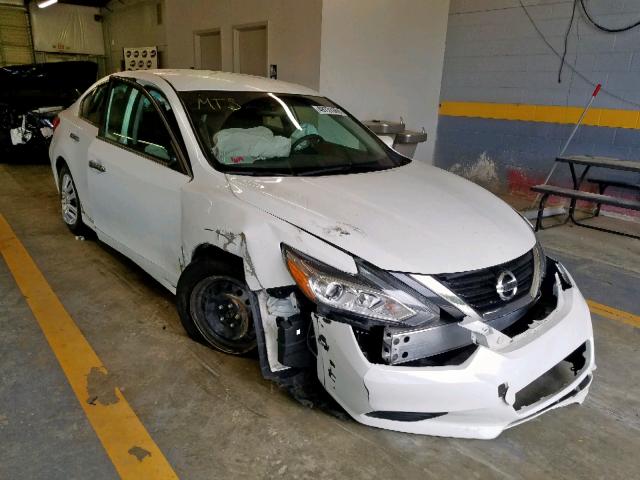 1N4AL3AP1HN364439 - 2017 NISSAN ALTIMA 2.5 WHITE photo 1