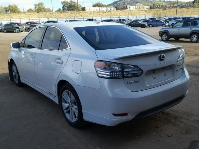 JTHBB1BA3A2002831 - 2010 LEXUS HS 250H WHITE photo 3