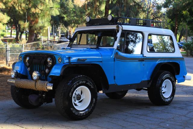 8705F1724336 - 1968 JEEP COMMANDO TWO TONE photo 2