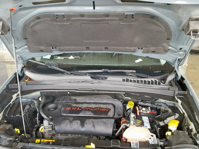 ZACCJAAB2HPF43856 - 2017 JEEP RENEGADE S ნაცრისფერი ფოტო 7