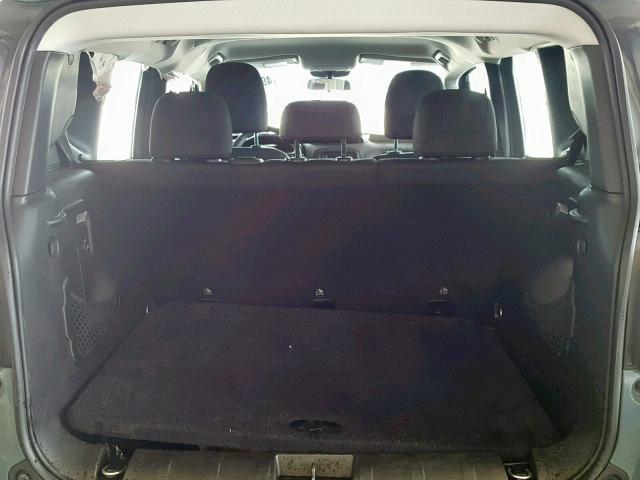 ZACCJAAB2HPF43856 - 2017 JEEP RENEGADE S ნაცრისფერი ფოტო 9