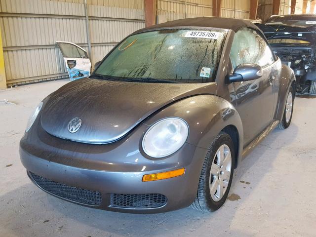 3VWRF31Y97M400123 - 2007 VOLKSWAGEN NEW BEETLE ნაცრისფერი ფოტო 2
