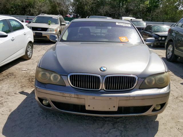 WBAHL83536DT01912 - 2006 BMW 750 I GRAY photo 9