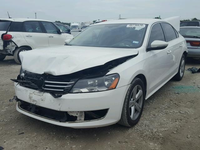 1VWBP7A34CC024162 - 2012 VOLKSWAGEN PASSAT SE WHITE photo 2