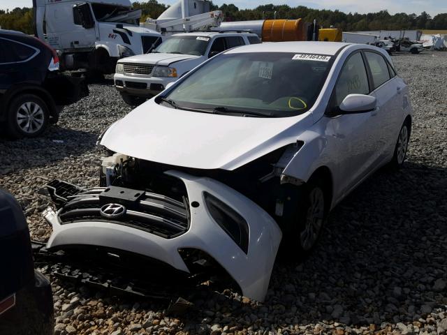 KMHD35LH0GU255379 - 2016 HYUNDAI ELANTRA GT WHITE photo 2