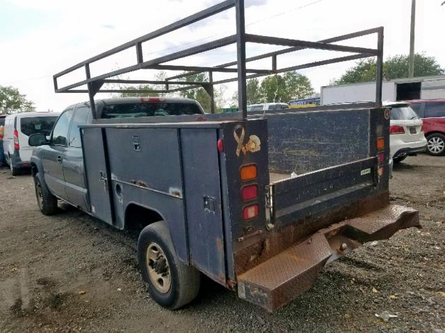 1GCHC29UX1E158331 - 2001 CHEVROLET SILVERADO GRAY photo 3