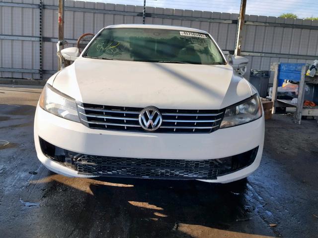 1VWBH7A33CC028376 - 2012 VOLKSWAGEN PASSAT SE WHITE photo 9