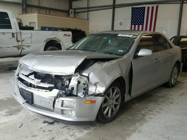 1G6DC67A770188569 - 2007 CADILLAC STS SILVER photo 2