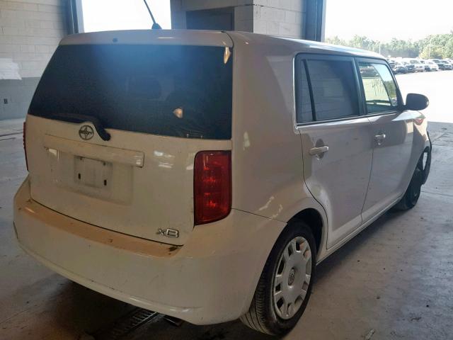 JTLKE50E481048310 - 2008 SCION XB WHITE photo 4