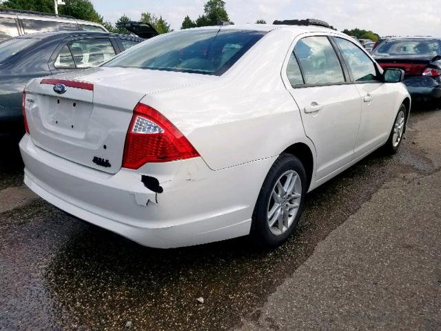 3FAHP0GA3CR231546 - 2012 FORD FUSION S WHITE photo 4