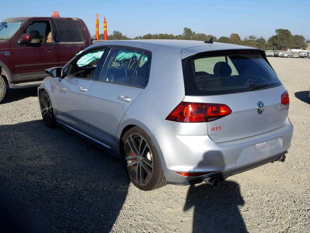 3VW447AU5HM044355 - 2017 VOLKSWAGEN GTI S/SE SILVER photo 3